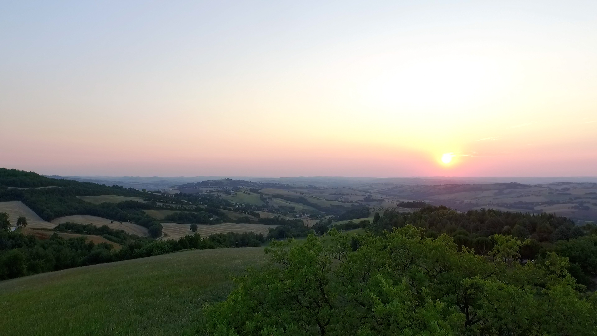 Territorio marchigiano videografia professionale per turismo e aziende